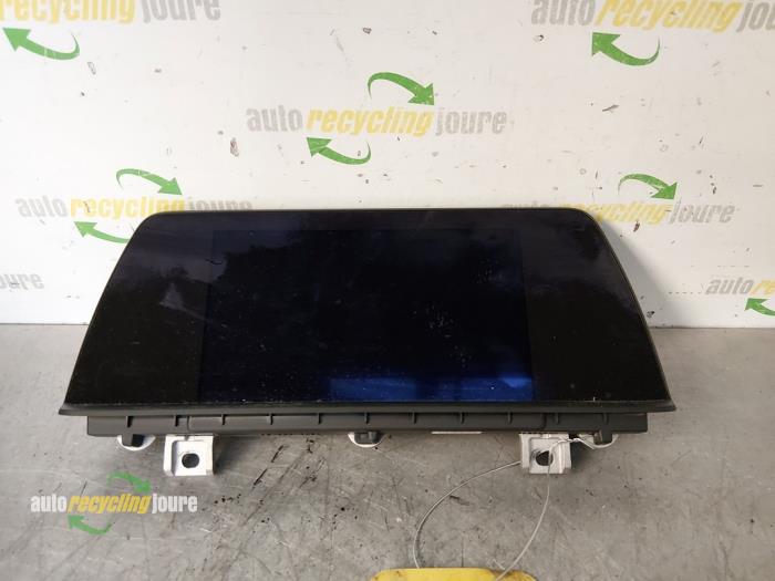 Begagnade Innerdisplay BMW 1 serie (F20) 116i 1.6 16V Pris € 249,00 Marginaltabell erbjuds av Autorecycling Joure B.V.