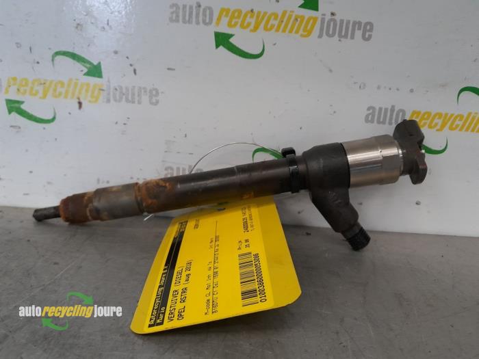 Usagé Injecteurs Opel Astra K Sports Tourer 1.6 CDTI 110 16V Prix € 42,35 Prix TTC proposé par Autorecycling Joure B.V.