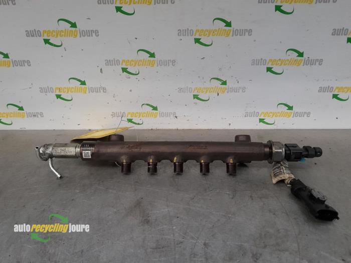 Usagé Système d'injection Opel Astra K Sports Tourer 1.6 CDTI 110 16V Prix € 60,49 Prix TTC proposé par Autorecycling Joure B.V.
