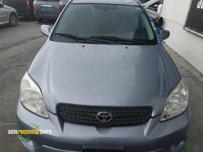 Używane Maska Toyota Matrix Cena € 150,00 Procedura marży oferowane przez Autorecycling Joure B.V.