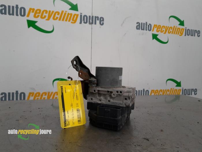 Used ABS pump Mazda 6 Sport (GH14/GHA4) 2.0i 16V S-VT Price € 69,99 Margin scheme offered by Autorecycling Joure B.V.