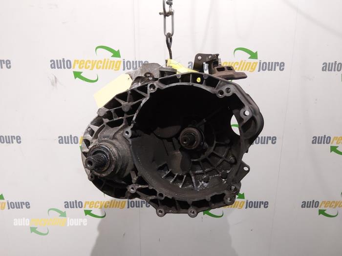 Gebrauchte Getriebe Volkswagen Transporter T5 2.5 TDi Preis € 499,00 Margenregelung angeboten von Autorecycling Joure B.V.