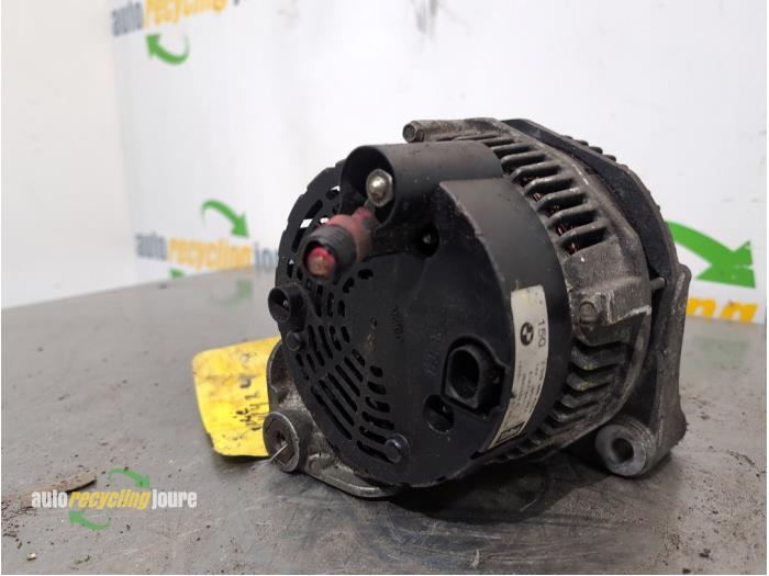 Dynamo van een BMW 3 serie Touring (E46/3) 320d 16V 2000