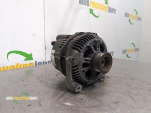 Dynamo van een BMW 3 serie Touring (E46/3) 320d 16V 2000