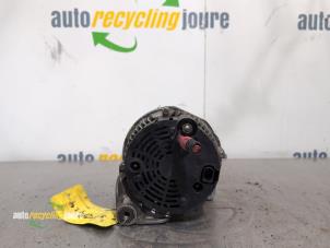 Dynamo van een BMW 3 serie Touring (E46/3) 320d 16V 2000