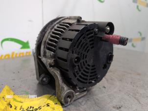 Dynamo van een BMW 3 serie Touring (E46/3) 320d 16V 2000