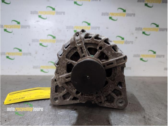 Begagnade Dynamo Renault Megane IV (RFBB) 1.2 Energy TCE 130 Pris € 44,99 Marginaltabell erbjuds av Autorecycling Joure B.V.