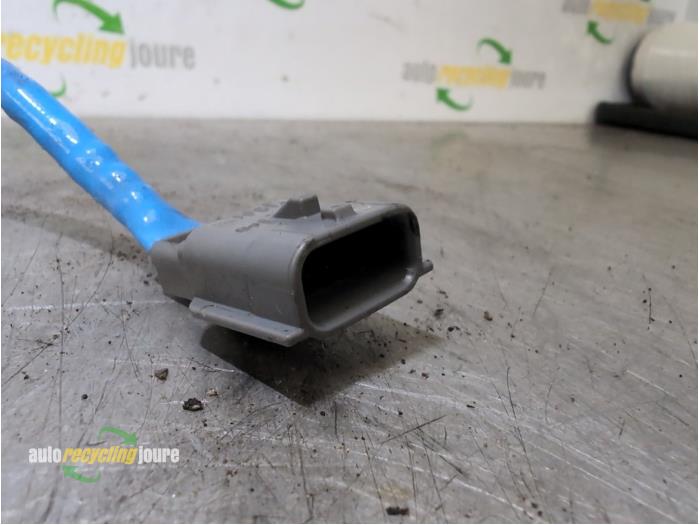 Sonde lambda d'un Renault Megane IV (RFBB) 1.2 Energy TCE 130 2017
