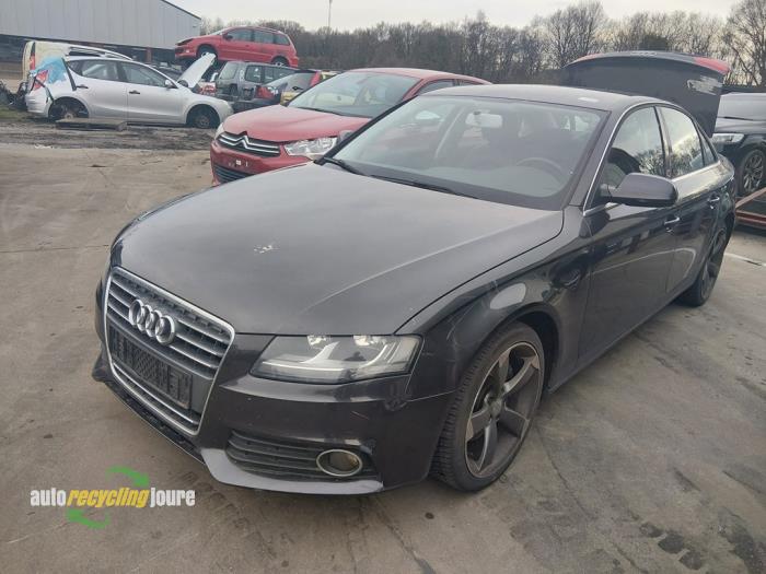 Gebrauchte Windschutzscheibe Audi A4 (B8) 1.8 TFSI 16V Preis € 175,00 Margenregelung angeboten von Autorecycling Joure B.V.