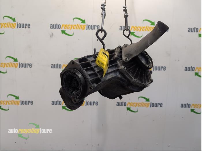 Gebrauchte Differential hinten Volkswagen Passat Variant (3B6) 2.8 V6 30V 4Motion Preis € 174,99 Margenregelung angeboten von Autorecycling Joure B.V.