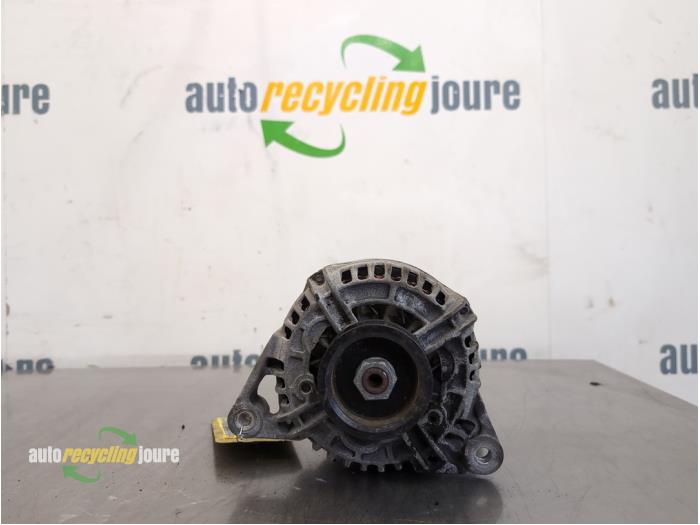 Begagnade Dynamo Volkswagen Passat Variant (3B6) 2.8 V6 30V 4Motion Pris € 74,99 Marginaltabell erbjuds av Autorecycling Joure B.V.
