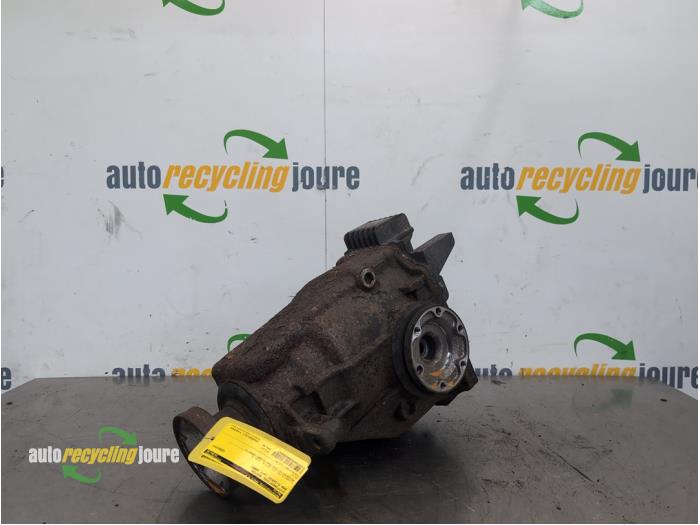 Gebrauchte Differential hinten BMW 5 serie Touring (E61) 525d 24V Preis € 249,99 Margenregelung angeboten von Autorecycling Joure B.V.