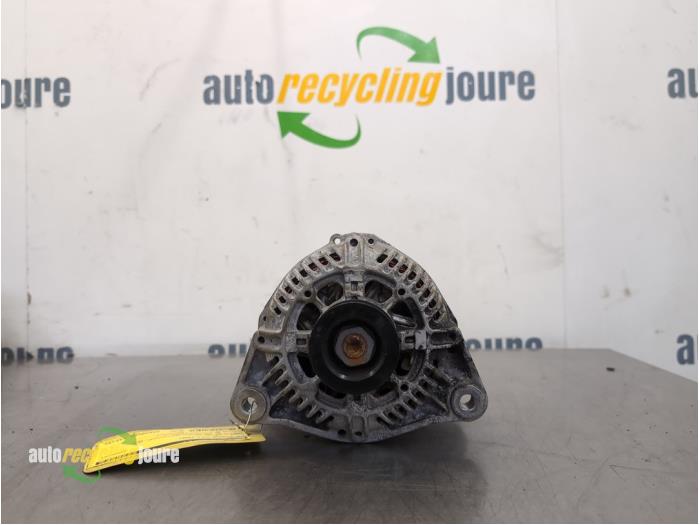Usagé Dynamo BMW 3 serie (E46/4) 318i Prix € 59,99 Règlement à la marge proposé par Autorecycling Joure B.V.