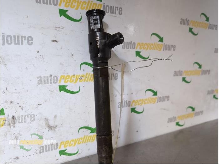 Usagé Injecteurs Citroen C5 III Tourer (RW) 2.0 BlueHDi 180 16V Prix € 85,00 Règlement à la marge proposé par Autorecycling Joure B.V.