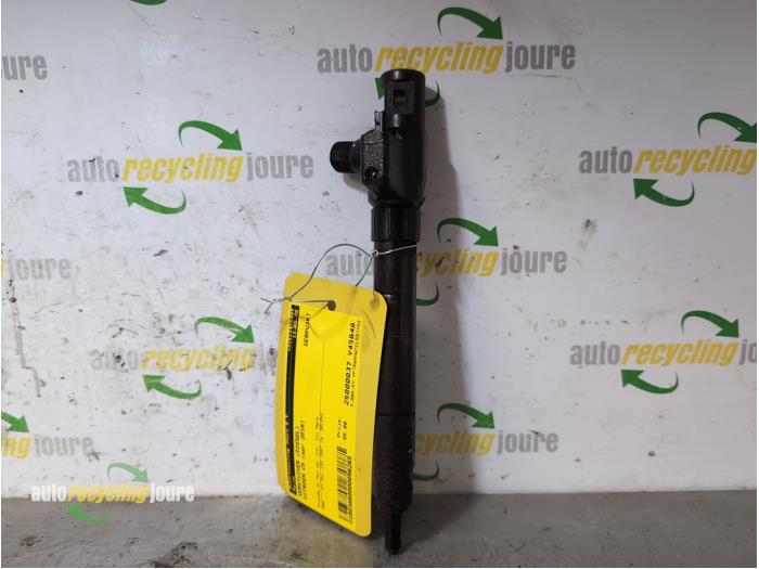 Usagé Injecteurs Citroen C5 III Tourer (RW) 2.0 BlueHDi 180 16V Prix € 85,00 Règlement à la marge proposé par Autorecycling Joure B.V.