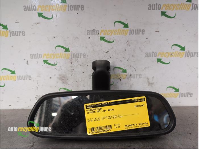 Używane Lusterko wewnetrzne Citroen DS5 (KD/KF) 1.6 16V THP 155 Cena € 19,99 Procedura marży oferowane przez Autorecycling Joure B.V.