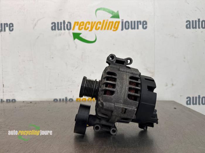 Dynamo van een BMW 3 serie Touring (E46/3) 318i 16V 2002