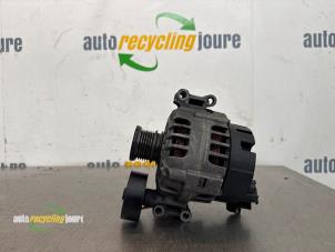 Dynamo van een BMW 3 serie Touring (E46/3) 318i 16V 2002