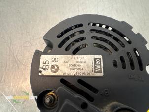 Dynamo van een BMW 3 serie Touring (E46/3) 318i 16V 2002