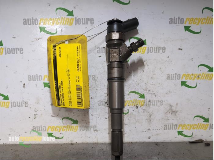 Usagé Injecteurs BMW 5 serie Touring (E61) 525d 24V Prix € 49,99 Règlement à la marge proposé par Autorecycling Joure B.V.
