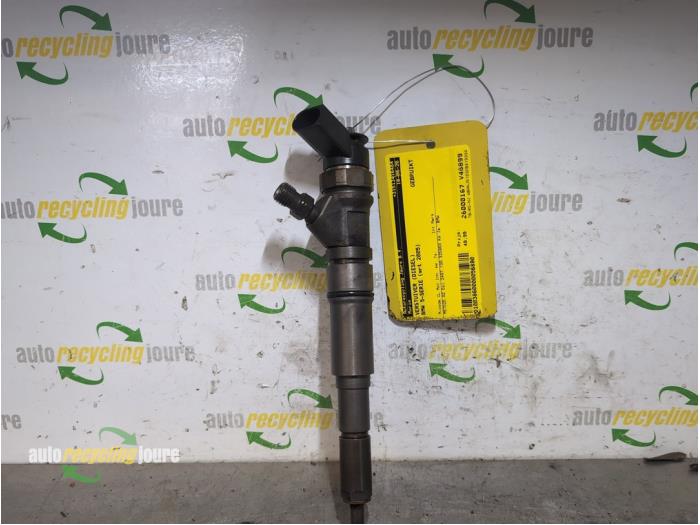 Usagé Injecteurs BMW 5 serie Touring (E61) 525d 24V Prix € 49,99 Règlement à la marge proposé par Autorecycling Joure B.V.