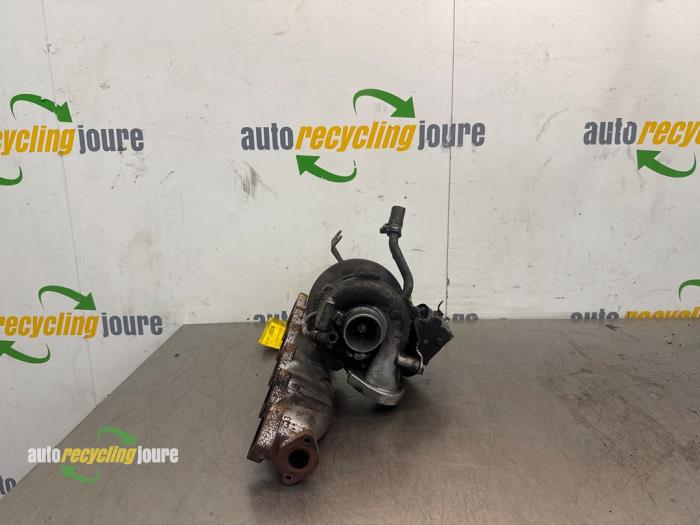 Usagé Turbo BMW 5 serie Touring (E61) 525d 24V Prix € 175,00 Règlement à la marge proposé par Autorecycling Joure B.V.