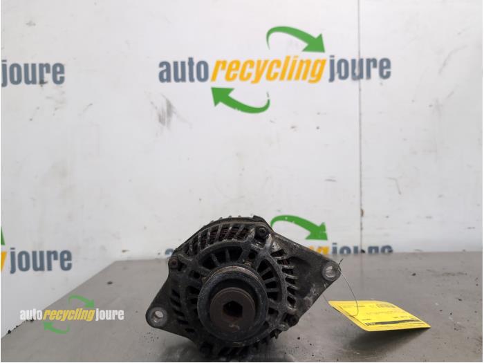 Usagé Dynamo Dodge Caliber Prix € 44,99 Règlement à la marge proposé par Autorecycling Joure B.V.