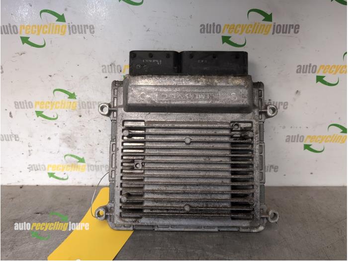 Used Engine management computer Jeep Compass I (MK49) 2.4 16V 4x2 Price € 99,00 Margin scheme offered by Autorecycling Joure B.V.