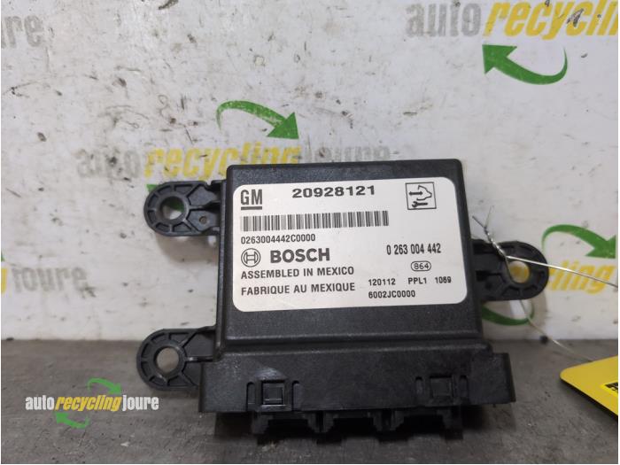 Usados Módulo PDC Opel Ampera 1.4 16V Precio € 14,99 Norma de margen ofrecido por Autorecycling Joure B.V.