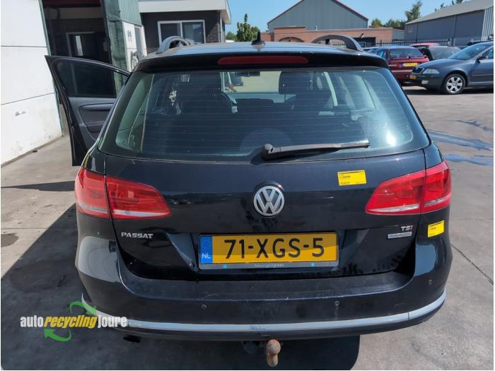 Begagnade Baklucka Volkswagen Passat Variant (365) 1.4 TSI 16V Pris € 249,99 Marginaltabell erbjuds av Autorecycling Joure B.V.
