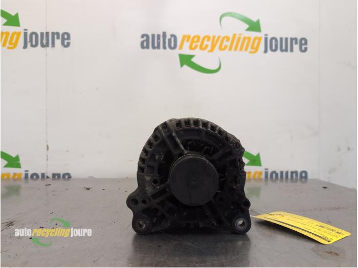 Used Dynamo Volkswagen Tiguan (5N1/2) 1.4 TSI 16V Price € 29,99 Margin scheme offered by Autorecycling Joure B.V.
