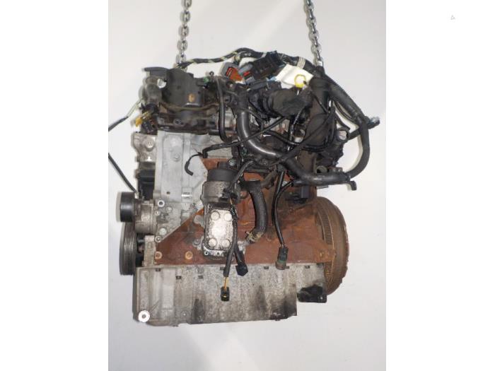 Motor van een Peugeot 407 2009