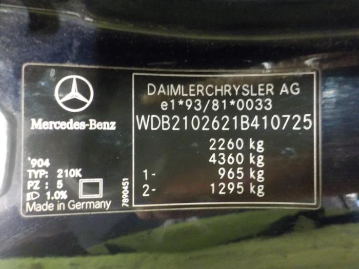 Engine from a Mercedes E-Klasse 2001