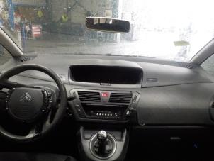 Motor van een Citroen C4 Grand Picasso 2007
