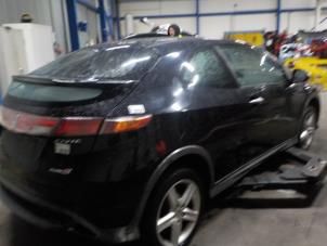 Motor van een Honda Civic 2008