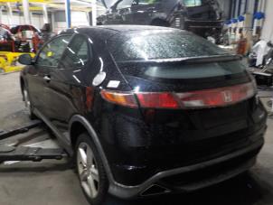 Motor van een Honda Civic 2008