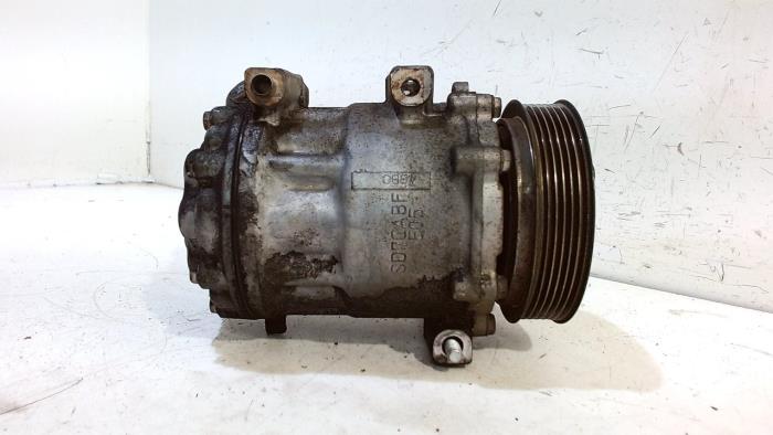 Gebrauchte Klimapumpe Peugeot 407 Preis € 27,00 Margenregelung angeboten von Van der Ven Autorecycling B.V.