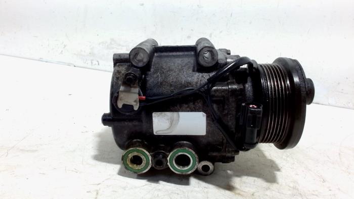 Usagé Pompe clim Ford Street Ka Prix € 42,00 Règlement à la marge proposé par Van der Ven Autorecycling B.V.