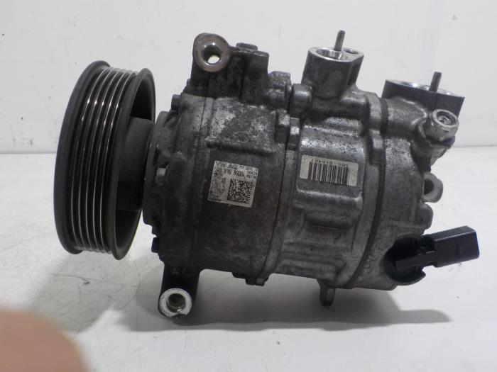 Usagé Compresseur de clim Audi A3 Prix € 159,99 Règlement à la marge proposé par Van der Ven Autorecycling B.V.