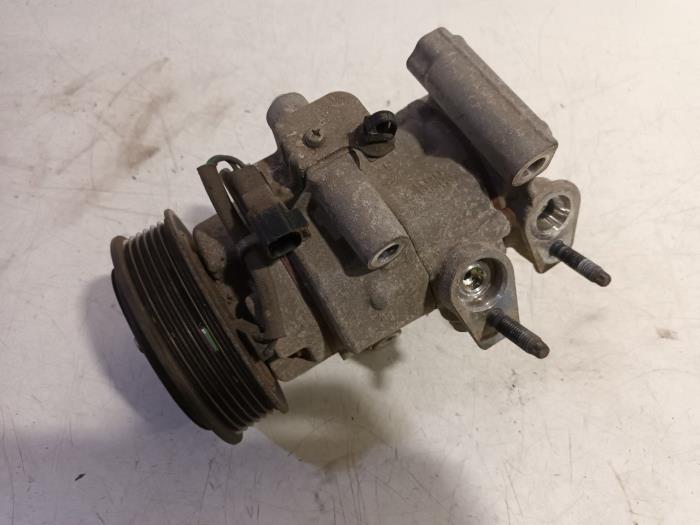 Gebrauchte Klimapumpe Ford Transit Preis € 135,00 Margenregelung angeboten von Van der Ven Autorecycling B.V.