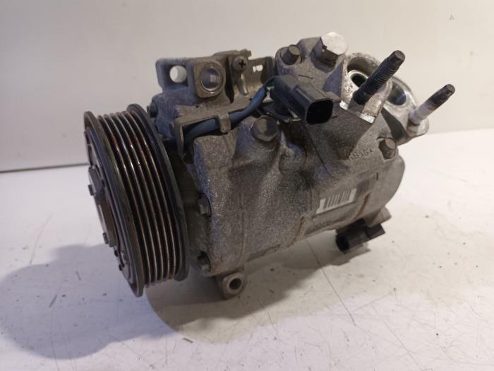 Gebrauchte Klimapumpe Ford Transit Custom Preis € 245,00 Margenregelung angeboten von Van der Ven Autorecycling B.V.