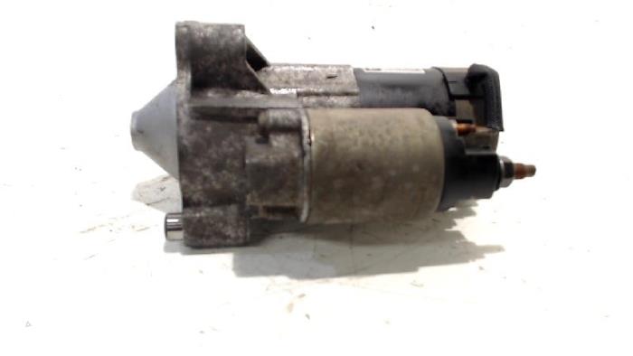 Engine management computer from a Peugeot 607 2001