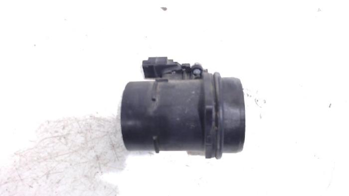 Gebrauchte Luftmassenmesser Peugeot 3008 Preis € 14,00 Margenregelung angeboten von Van der Ven Autorecycling B.V.