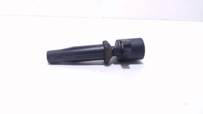 Usados Bobina Ford Focus Precio € 15,00 Norma de margen ofrecido por Van der Ven Autorecycling B.V.