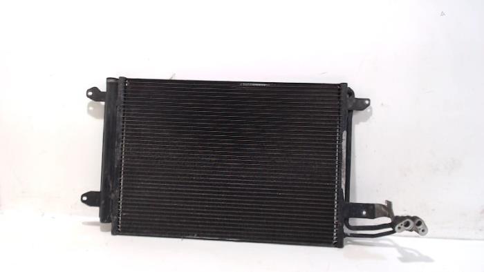 Usagé Radiateur clim Seat Altea Prix € 15,00 Règlement à la marge proposé par Van der Ven Autorecycling B.V.