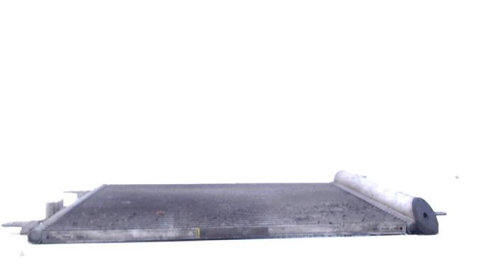 Usagé Radiateur clim Ford Galaxy Prix € 15,00 Règlement à la marge proposé par Van der Ven Autorecycling B.V.