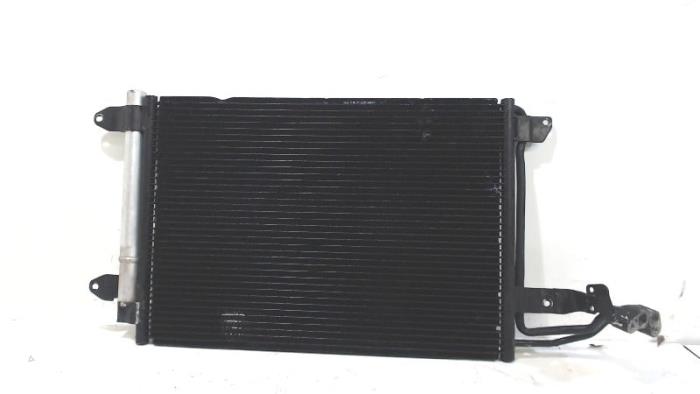 Usagé Radiateur clim Audi A3 Prix € 15,00 Règlement à la marge proposé par Van der Ven Autorecycling B.V.