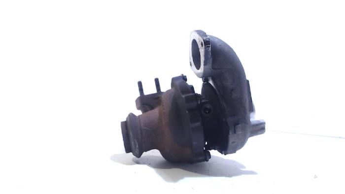 Używane Turbo Volvo S60 Cena € 49,99 Procedura marży oferowane przez Van der Ven Autorecycling B.V.
