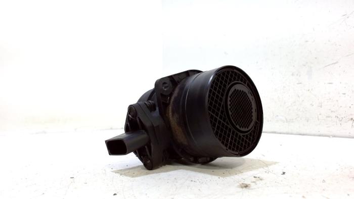 Gebrauchte Luftmassenmesser Volkswagen Golf Preis € 14,00 Margenregelung angeboten von Van der Ven Autorecycling B.V.