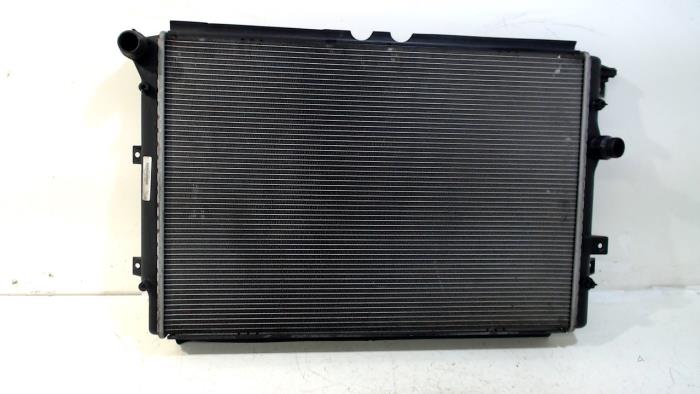 Usagé Radiateur Volkswagen Tiguan Prix € 24,95 Règlement à la marge proposé par Van der Ven Autorecycling B.V.
